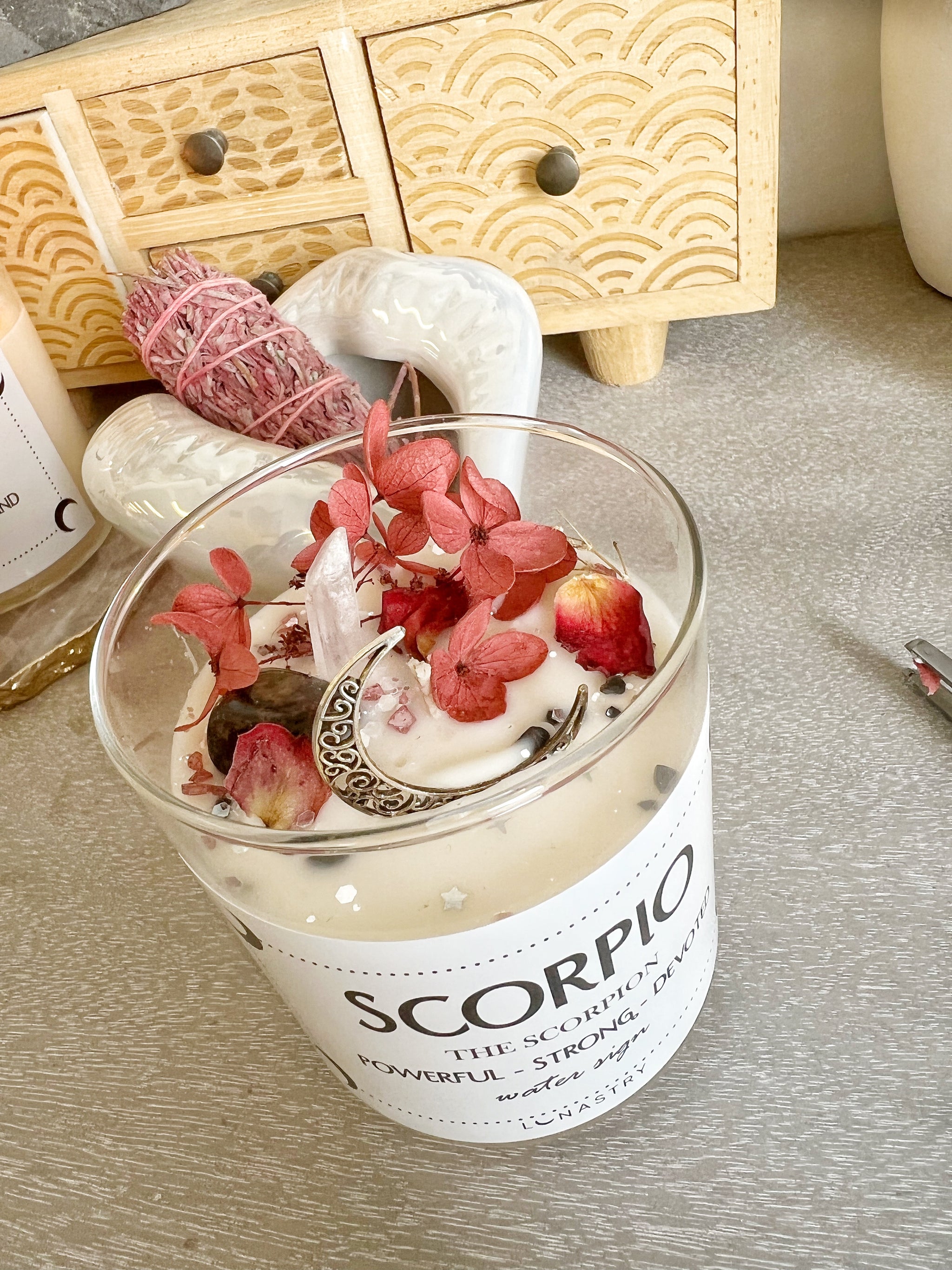Scorpio Soy wax candle – Lunastry